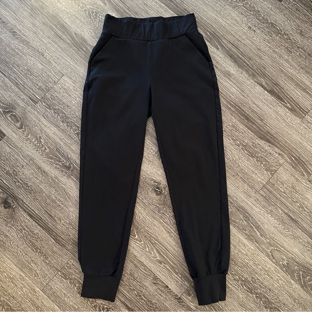 Public Rec all day joggers